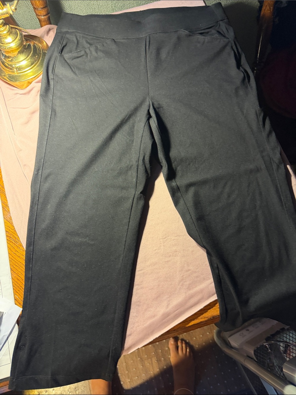 Chico's Black Pull-On Jogger Pants